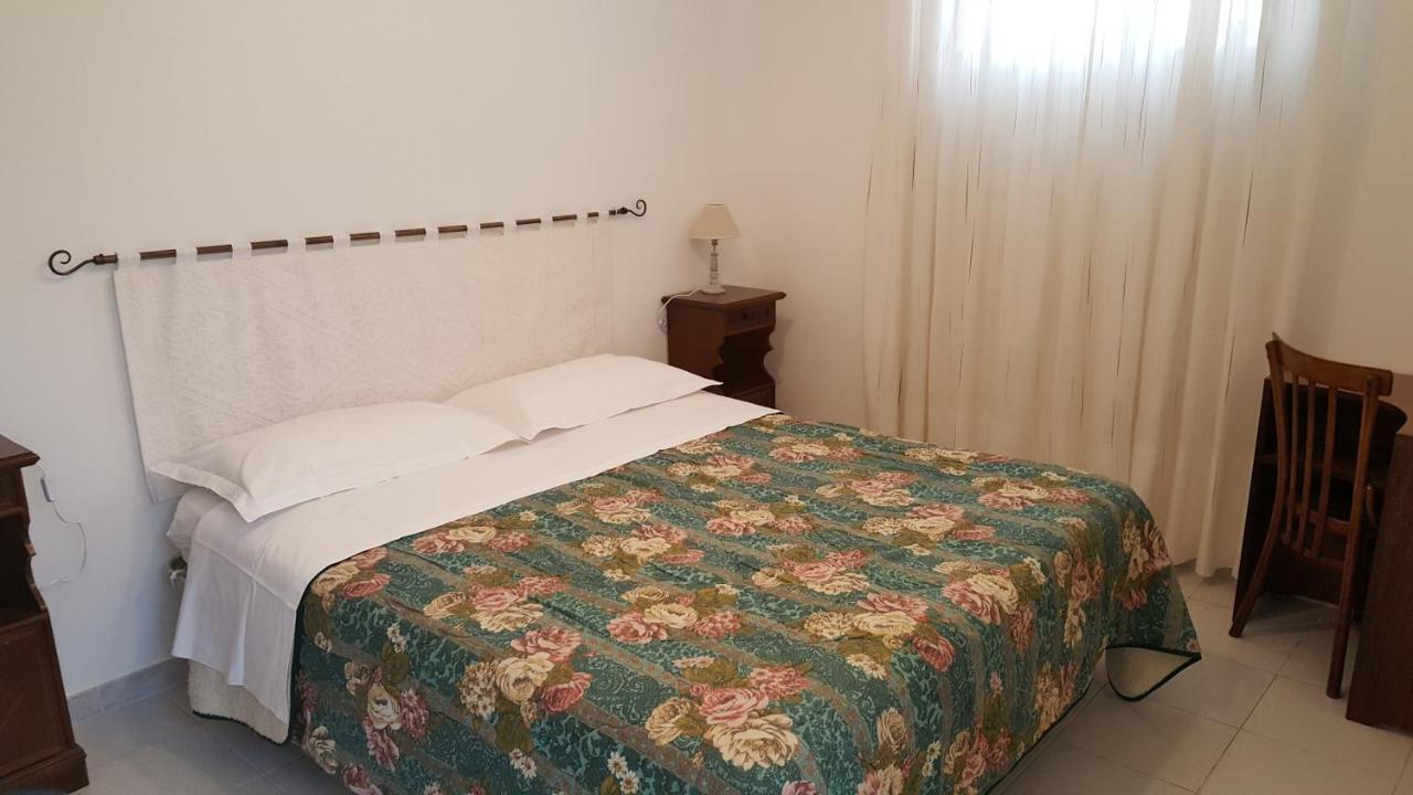 Il Giardino Del Nespolo Bed & Breakfast Alghero Eksteriør bilde